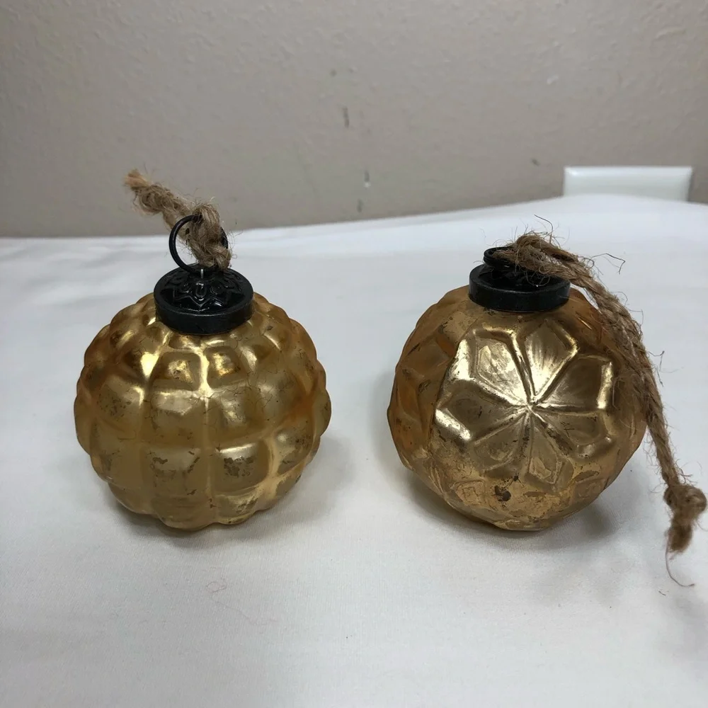 Pottery Barn MERCURY GLASS Embossed Gold Antique Finish‎ Christmas Ornaments 6
